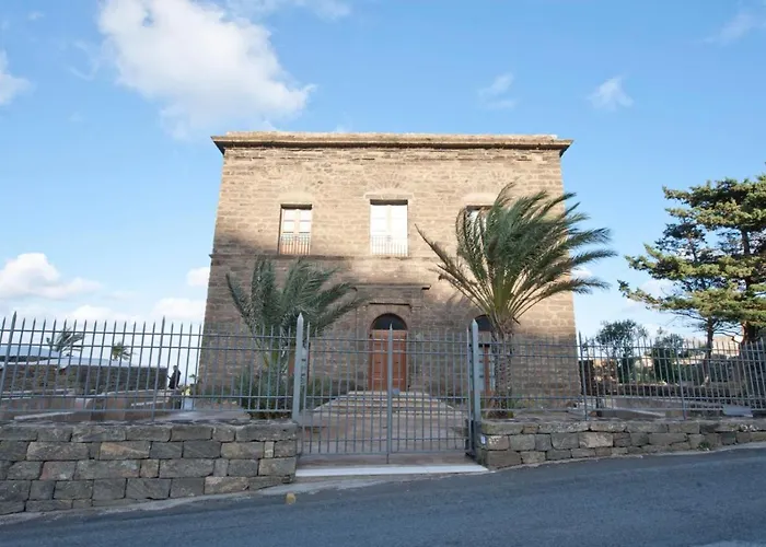 Resort Acropoli