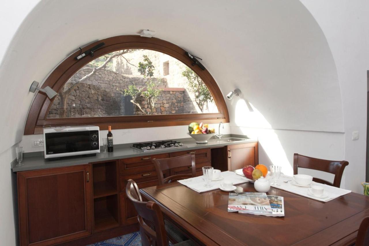 Acropoli Apartment *